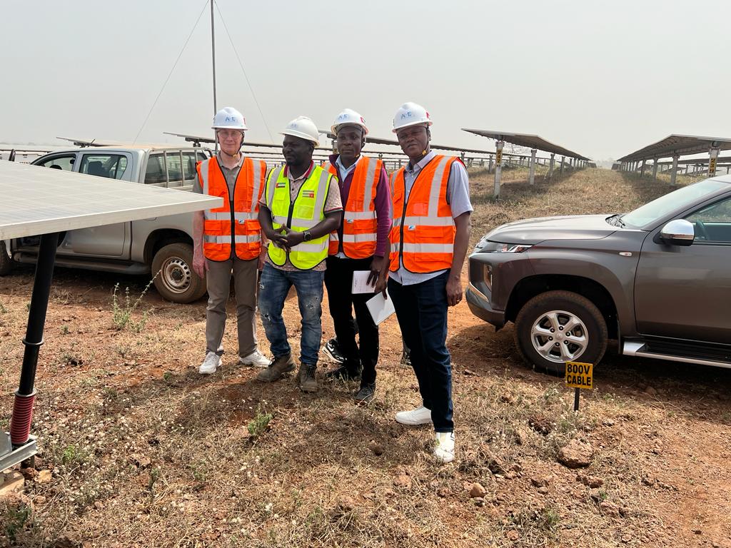 Visit of Blitta solar farm, group photo